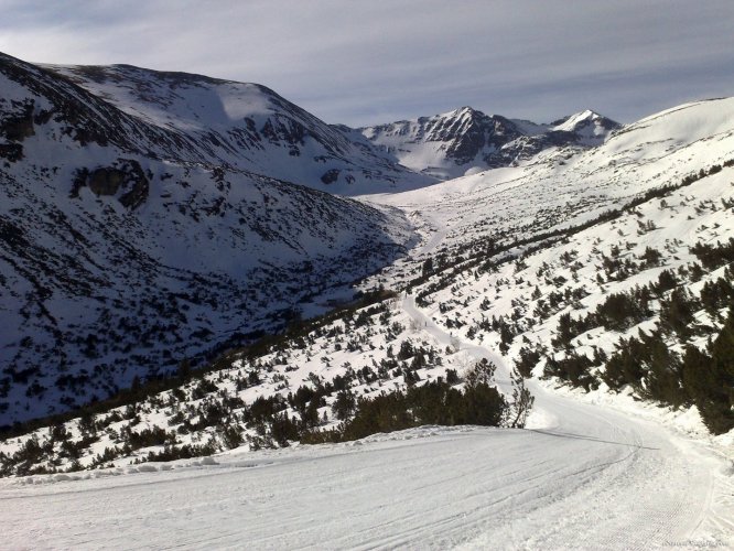 skiing-snowboarding-008